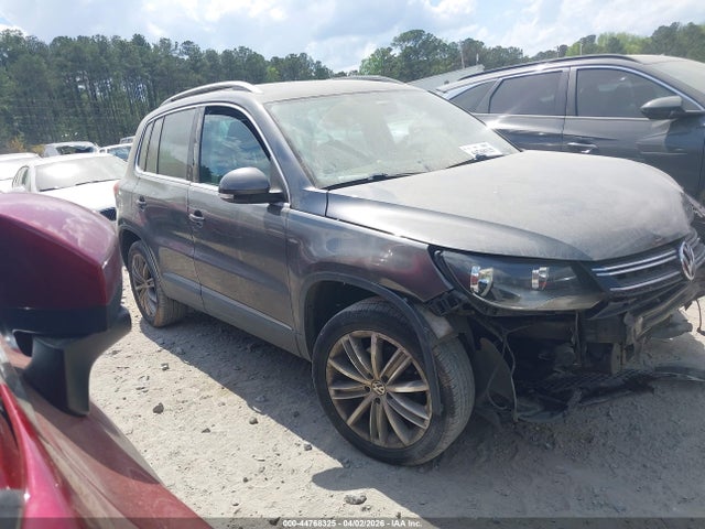 Продаж на аукціоні авто 2014 Volkswagen Tiguan R-line/s/se/sel, vin: WVGBV3AX2EW520336, номер лоту: 44768325