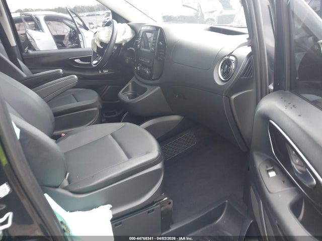 2023 MERCEDES-BENZ METRIS W1WV0FEY5P4354594 Photo 4