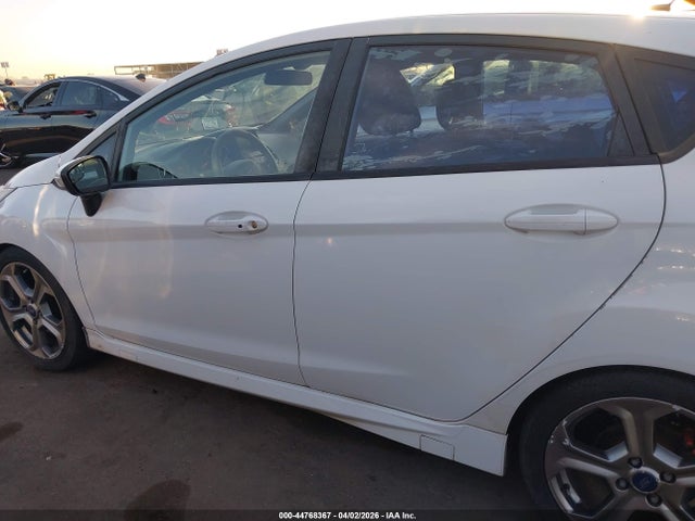 Ford FIESTA ST 2014 3FADP4GX3EM196162 Image 15