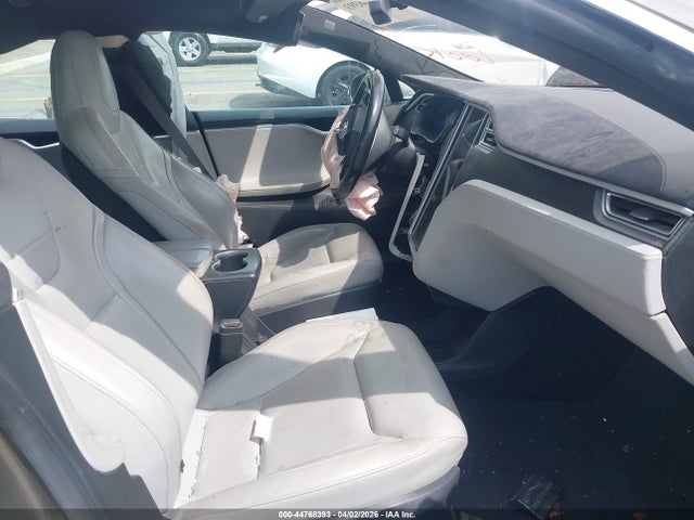 Продаж на аукціоні авто 2015 Tesla Model S 70d/85d/p85d, vin: 5YJSA1E21FF106389, номер лоту: 44768393