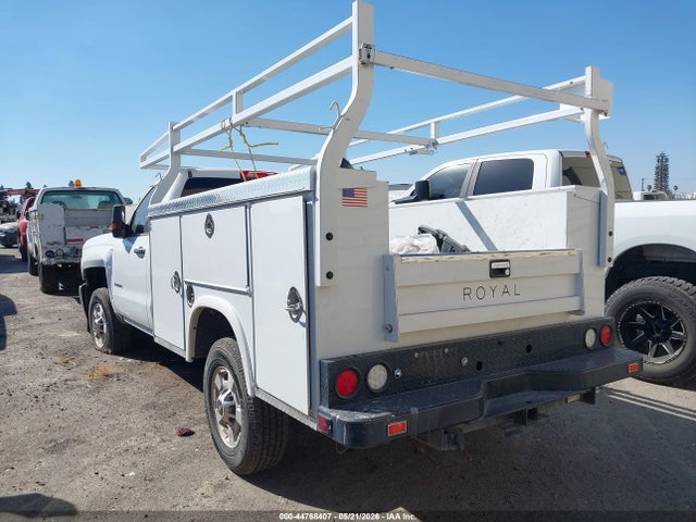1GB0CUEG3JZ282852 Chevrolet Silverado 2500hd Wt