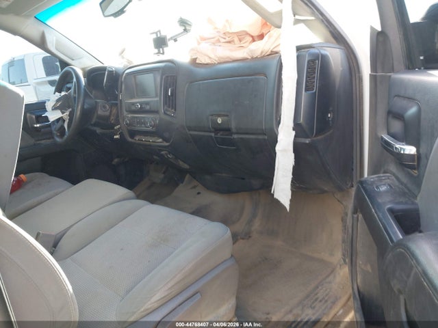 1GB0CUEG3JZ282852 Chevrolet Silverado 2500hd Wt