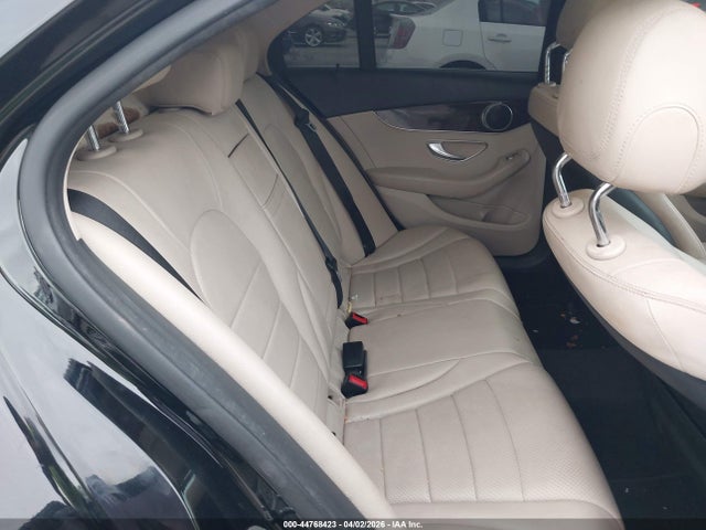 55SWF4JBXJU244174 Mercedes-Benz C 300
