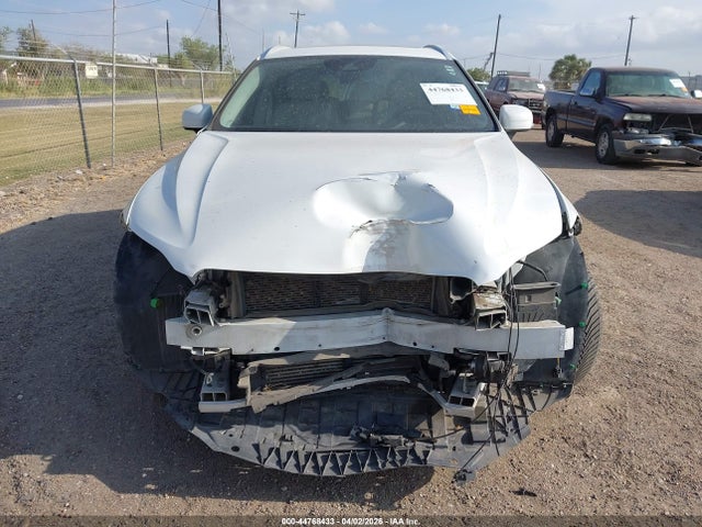 2018 Volvo Xc60 T5 Momentum მანქანა იყიდება აუქციონზე, vin: LYV102RK2JB087635, აუქციონის ნომერი: 44768433