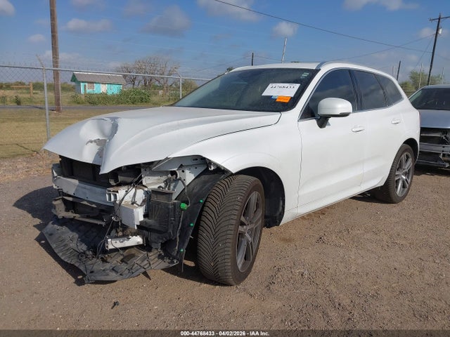 2018 Volvo Xc60 T5 Momentum მანქანა იყიდება აუქციონზე, vin: LYV102RK2JB087635, აუქციონის ნომერი: 44768433