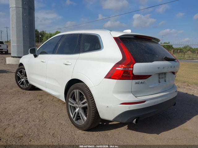 2018 Volvo Xc60 T5 Momentum მანქანა იყიდება აუქციონზე, vin: LYV102RK2JB087635, აუქციონის ნომერი: 44768433