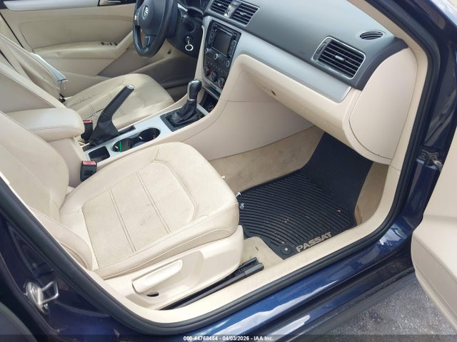 Продаж на аукціоні авто 2013 Volkswagen Passat 2.5l Se, vin: 1VWBP7A36DC060632, номер лоту: 44768454