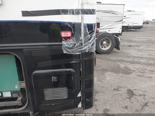 Jayco Seneca 2018 3ALACXFC3JDJK4749 Image 11