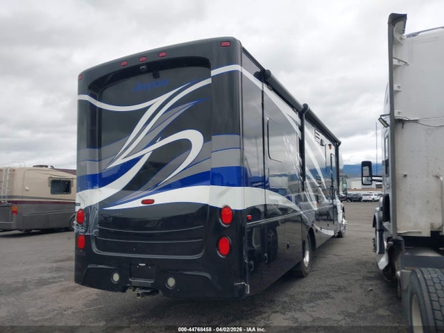 Jayco Seneca 2018 3ALACXFC3JDJK4749 Image 4