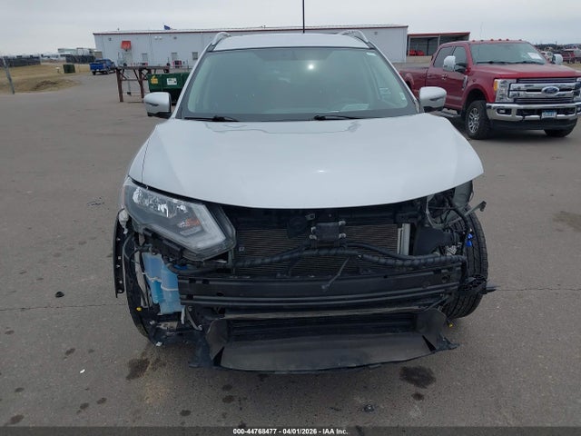 2018 Nissan Rogue Sv მანქანა იყიდება აუქციონზე, vin: 5N1AT2MV6JC792843, აუქციონის ნომერი: 44768477