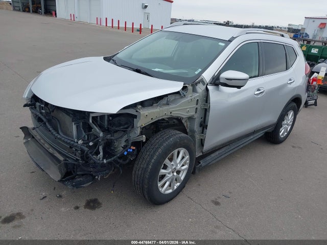 2018 Nissan Rogue Sv მანქანა იყიდება აუქციონზე, vin: 5N1AT2MV6JC792843, აუქციონის ნომერი: 44768477