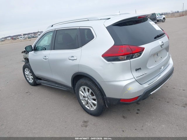 2018 Nissan Rogue Sv მანქანა იყიდება აუქციონზე, vin: 5N1AT2MV6JC792843, აუქციონის ნომერი: 44768477
