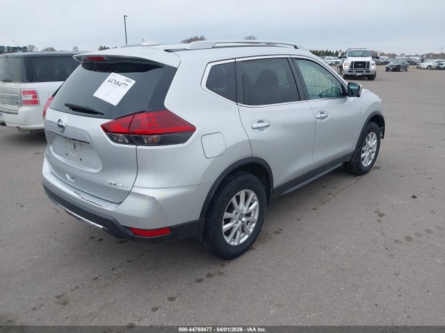2018 Nissan Rogue Sv მანქანა იყიდება აუქციონზე, vin: 5N1AT2MV6JC792843, აუქციონის ნომერი: 44768477
