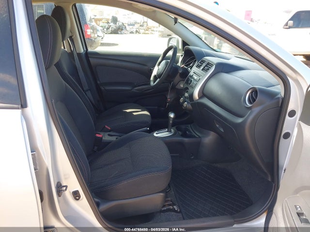 3N1CN7AP7EL810466 Nissan Versa 1.6 Sv