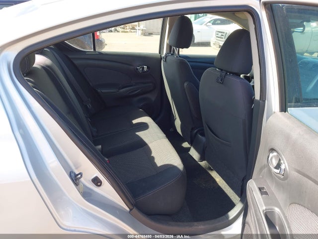 3N1CN7AP7EL810466 Nissan Versa 1.6 Sv