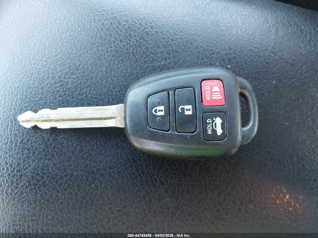 44768486 :رقم المزاد ، 4T1BF1FK0EU769163 vin ، 2014 Toyota Camry Se مزاد بيع