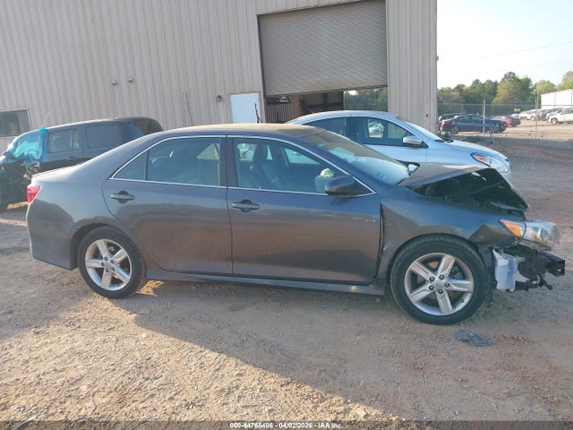 44768486 :رقم المزاد ، 4T1BF1FK0EU769163 vin ، 2014 Toyota Camry Se مزاد بيع