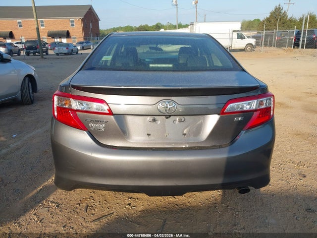 44768486 :رقم المزاد ، 4T1BF1FK0EU769163 vin ، 2014 Toyota Camry Se مزاد بيع