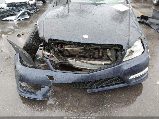 Продаж на аукціоні авто 2013 Mercedes-benz C 300 Luxury 4matic/sport 4matic, vin: WDDGF8AB0DR259297, номер лоту: 44768501