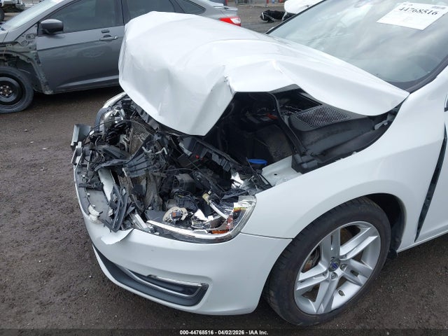 YV1612TD3F1306088 Volvo S60 T5 Platinum