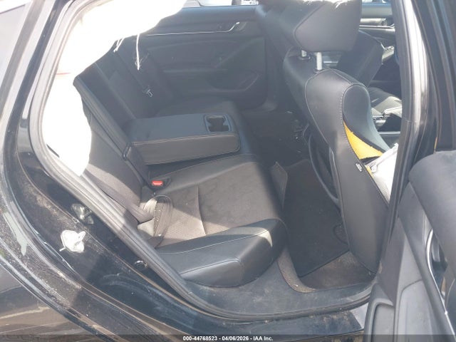 1HGCV1F30LA085556 Honda Accord Sport