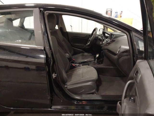 3FADP4BJ0KM121479 Ford FIESTA SE