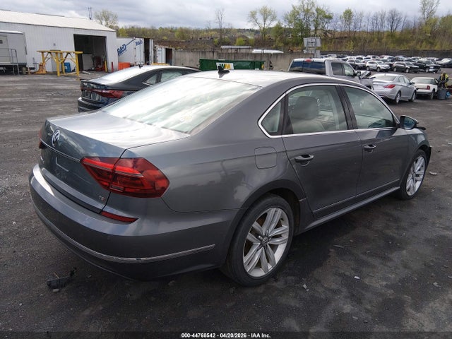 2017 Volkswagen Passat 1.8t Se მანქანა იყიდება აუქციონზე, vin: 1VWGT7A35HC014460, აუქციონის ნომერი: 44768542