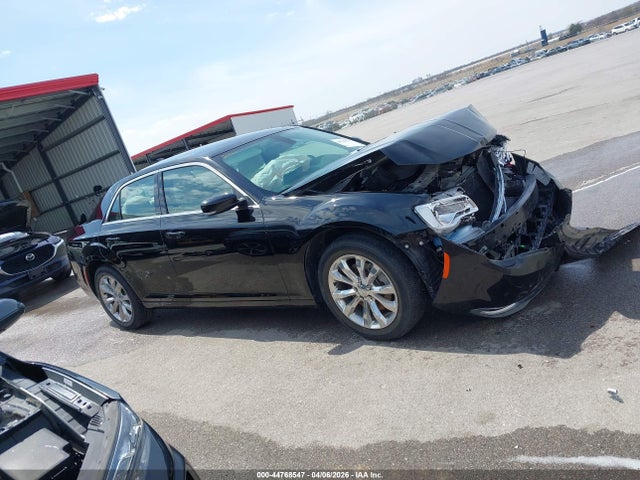 Продажа на аукционе авто 2021 Chrysler 300 Touring L Awd, vin: 2C3CCARG6MH626877, номер лота: 44768547