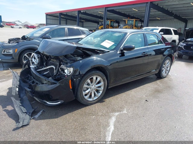 Продажа на аукционе авто 2021 Chrysler 300 Touring L Awd, vin: 2C3CCARG6MH626877, номер лота: 44768547