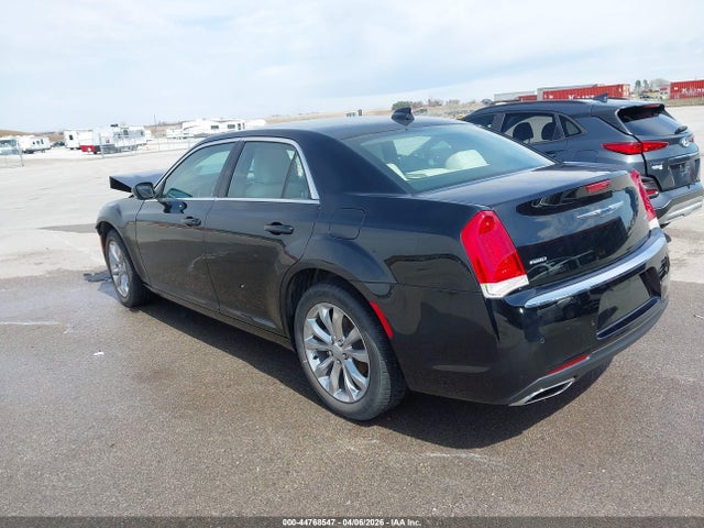 Продажа на аукционе авто 2021 Chrysler 300 Touring L Awd, vin: 2C3CCARG6MH626877, номер лота: 44768547