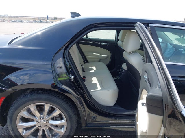 Продажа на аукционе авто 2021 Chrysler 300 Touring L Awd, vin: 2C3CCARG6MH626877, номер лота: 44768547