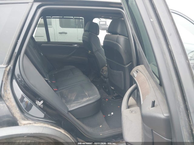 2011 BMW X5 5UXZW0C56BL656992 Photo 7