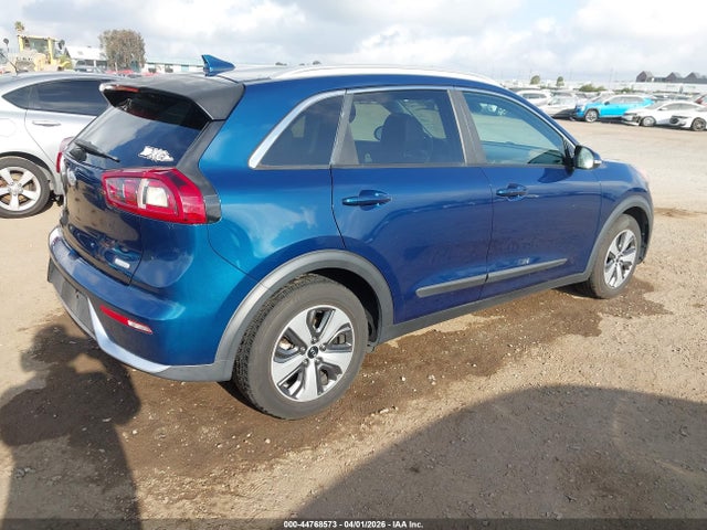 2019 KIA NIRO KNDCC3LC4K5274884 Photo 3