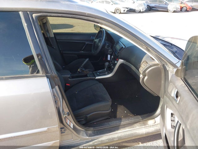 44768610 :رقم المزاد ، 4S4BP61C987345025 vin ، 2008 Subaru Outback 2.5i/2.5i L.l. Bean Edition مزاد بيع