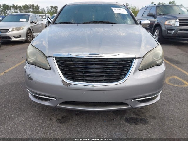 Продаж на аукціоні авто 2014 Chrysler 200 Touring, vin: 1C3CCBBG5EN187082, номер лоту: 44768616