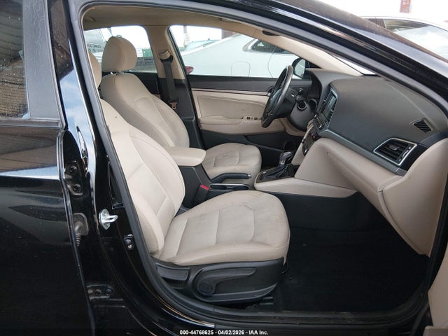 KMHD84LFXHU249858 Hyundai Elantra Value Edition