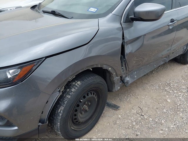 44768633 :رقم المزاد ، JN1BJ1CV1LW253030 vin ، 2020 Nissan Rogue Sport S Fwd Xtronic Cvt مزاد بيع