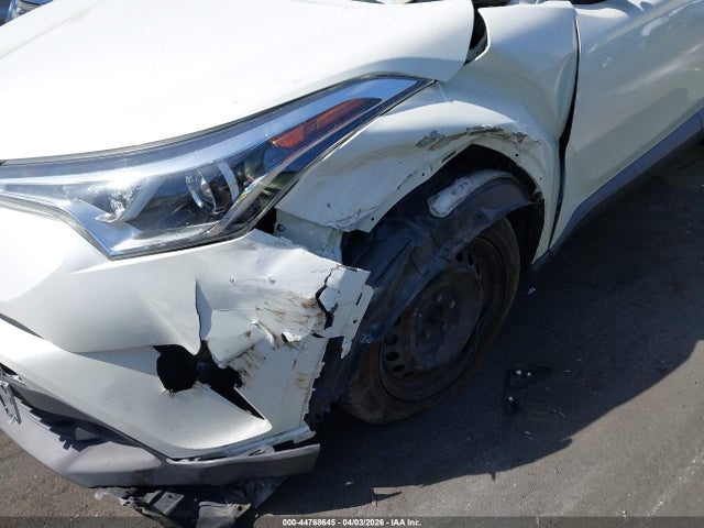 JTNKHMBX7K1040006 Toyota C-HR LE