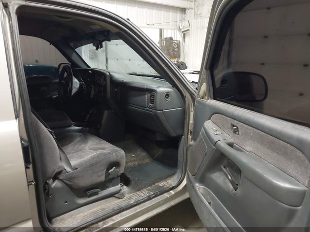 Продаж на аукціоні авто 1999 Gmc Sierra 1500 Sle, vin: 2GTEK19T1X1505319, номер лоту: 44768685