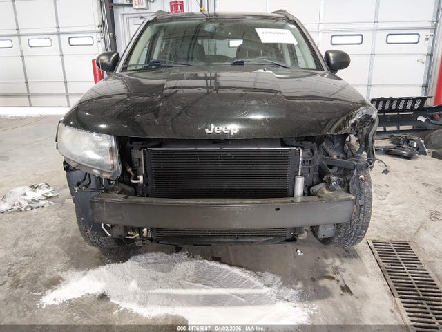 1C4NJCBA7GD640770 Jeep Compass Sport