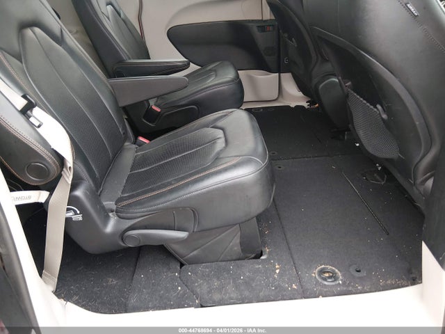 44768694 :رقم المزاد ، 2C4RC1BG2LR266709 vin ، 2020 Chrysler Pacifica Touring L مزاد بيع