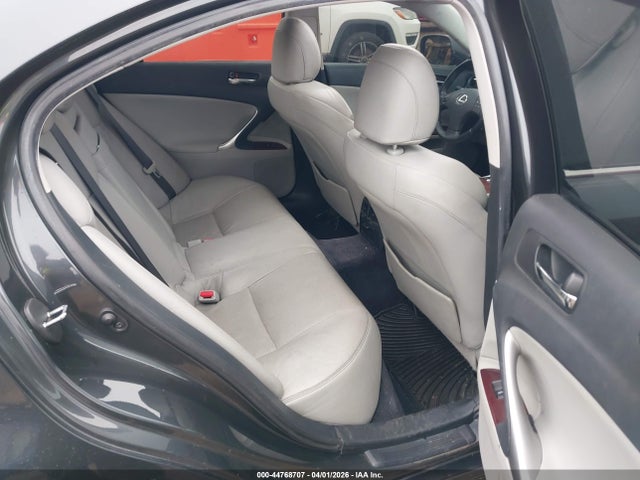 44768707 :رقم المزاد ، JTHCK262472011785 vin ، 2007 Lexus Is 250 مزاد بيع