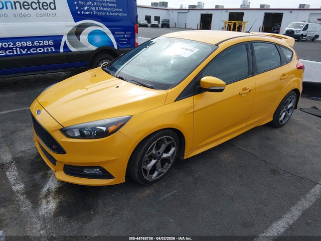 Ford FOCUS ST 2015 1FADP3L92FL264987 Image 2