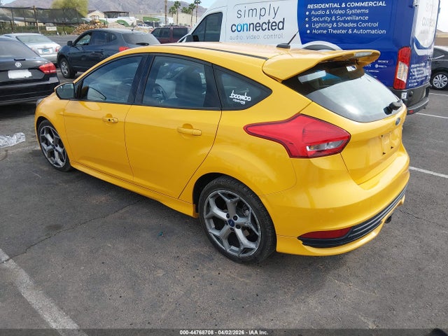 Ford FOCUS ST 2015 1FADP3L92FL264987 Image 3