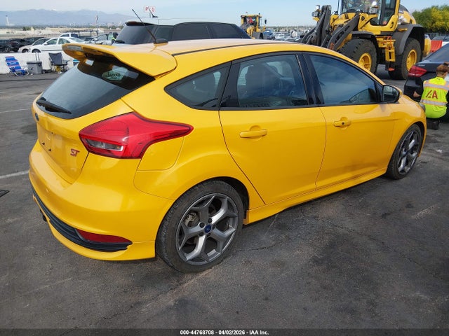 Ford FOCUS ST 2015 1FADP3L92FL264987 Image 4