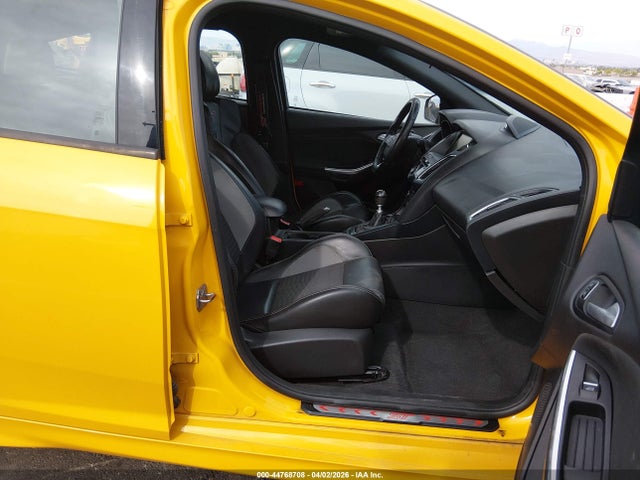 Ford FOCUS ST 2015 1FADP3L92FL264987 Image 5