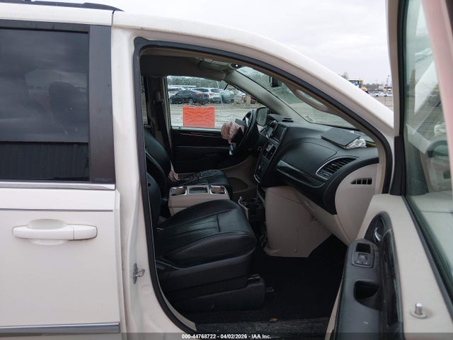 Продаж на аукціоні авто 2013 Chrysler Town & Country Touring, vin: 2C4RC1BG9DR722884, номер лоту: 44768722
