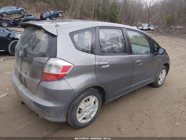 2013 Honda Fit მანქანა იყიდება აუქციონზე, vin: JHMGE8G32DC031154, აუქციონის ნომერი: 44768724