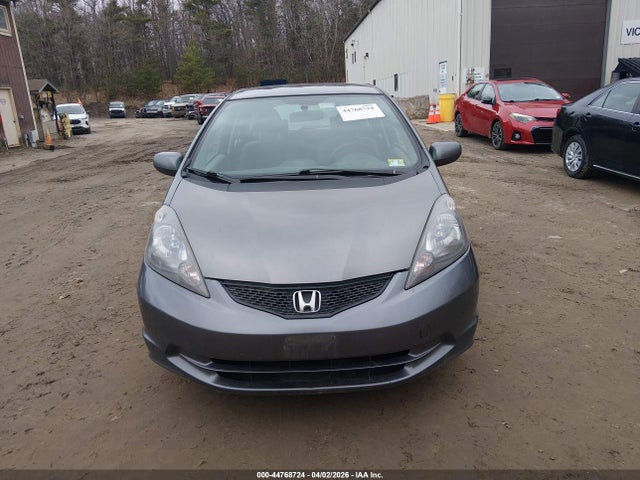 2013 Honda Fit მანქანა იყიდება აუქციონზე, vin: JHMGE8G32DC031154, აუქციონის ნომერი: 44768724