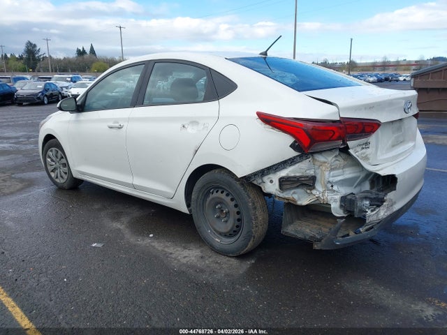 Hyundai ACCENT SE 2019 3KPC24A36KE047146 Image 3
